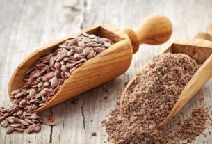 Estrogen Rich Foods: What to Avoid and How to Use Them Safely during Menopause? flax