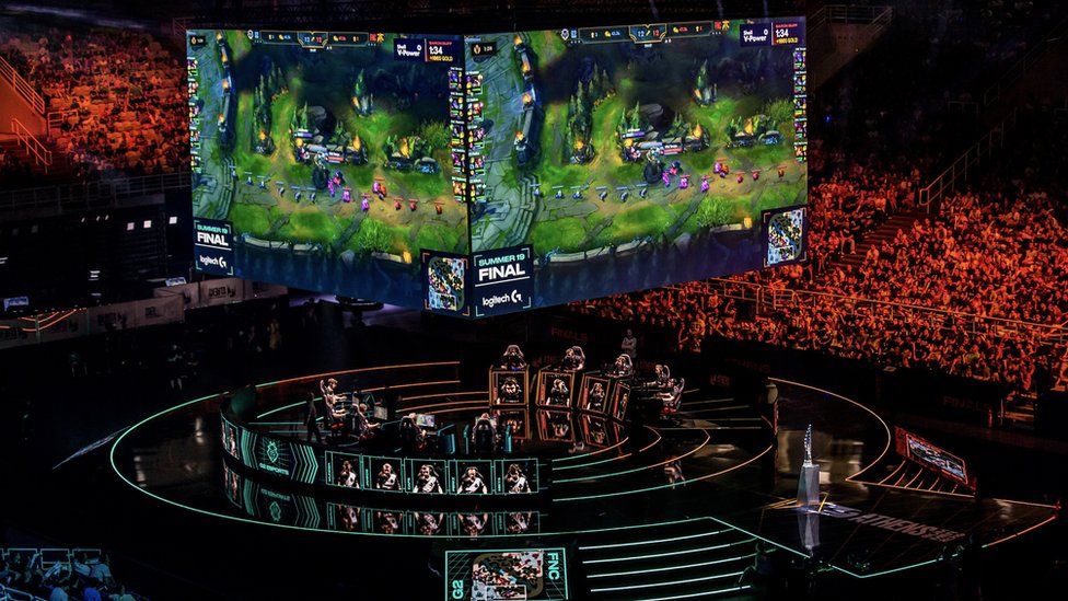 Know About the Top Tournaments of League of Legends Esports